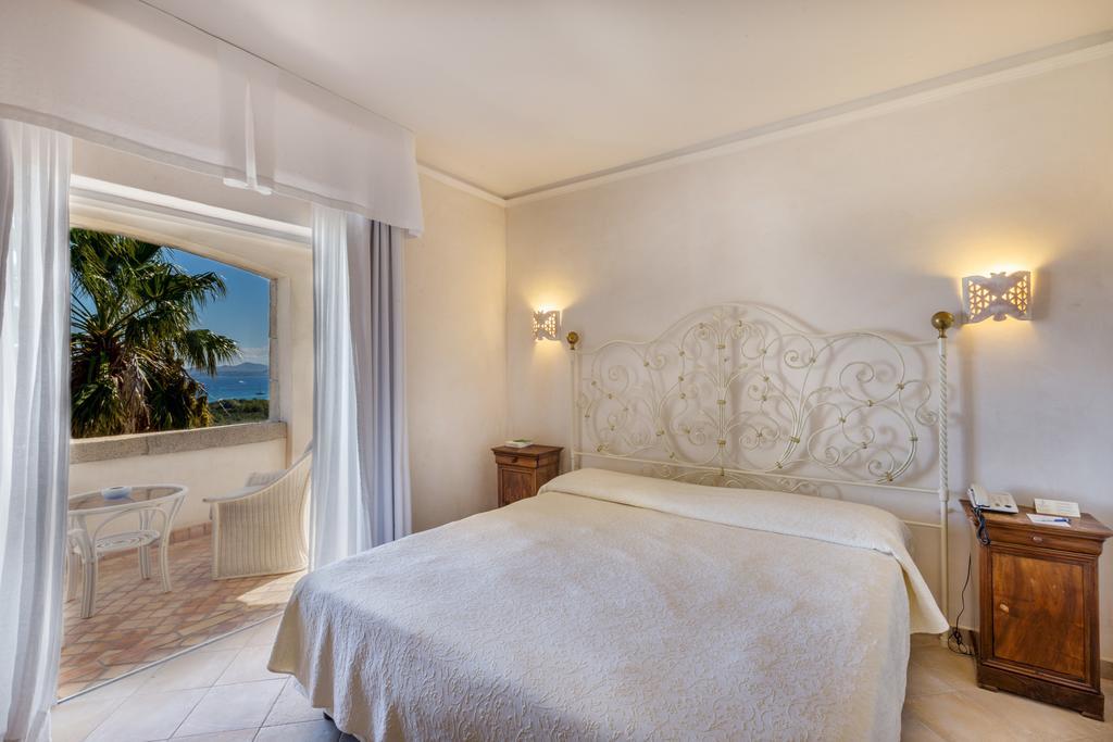 Petra Bianca Hotel Porto Cervo Kültér fotó